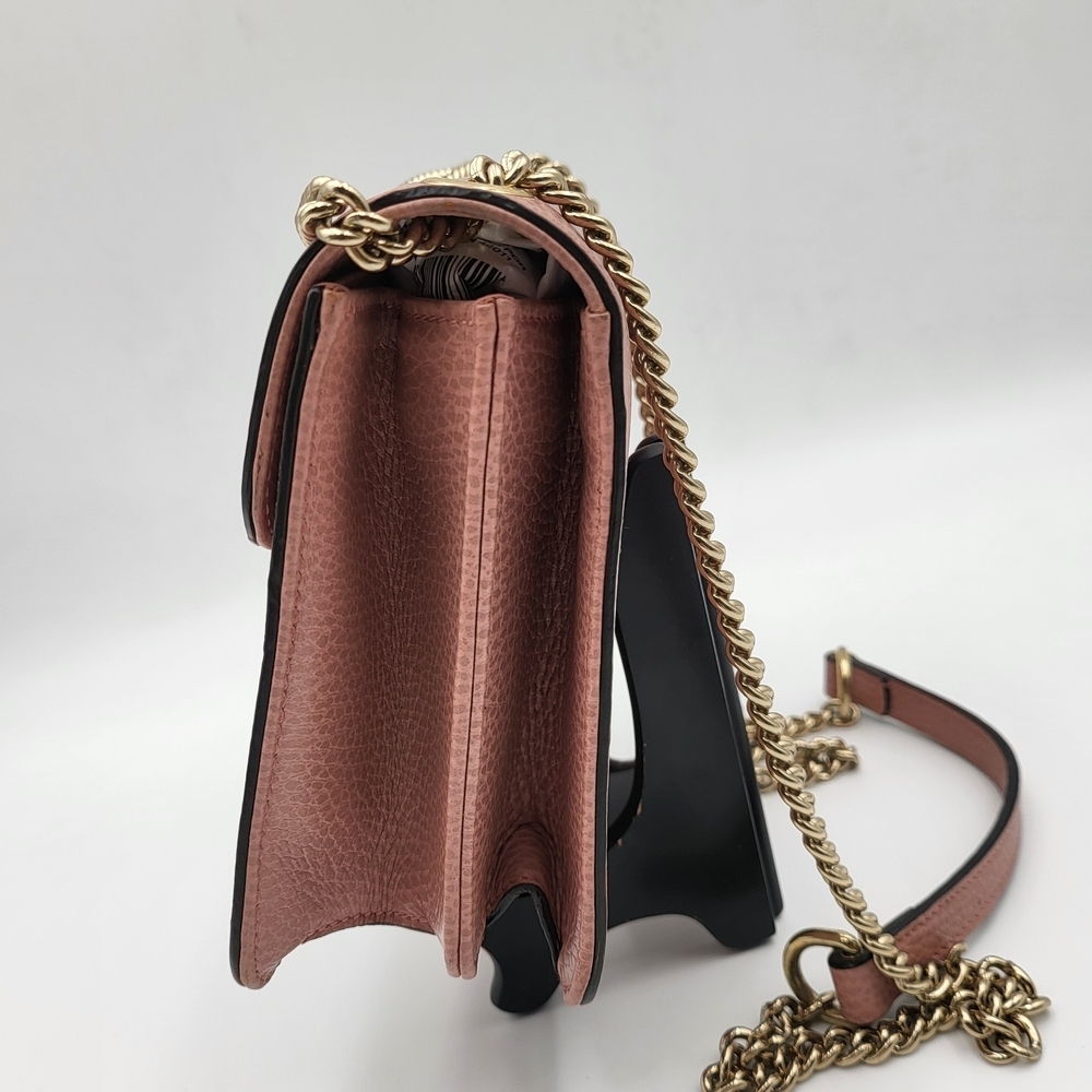 Gucci Interlock GG logo soft Pink Crossbody Bag with Gold Chain - Picture 2 of 15